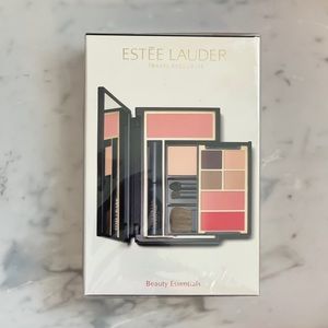 Estée Lauder Beauty Essentials Kit